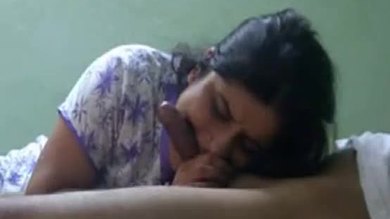 Cute bhabi sucks nicely